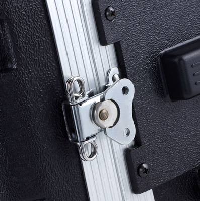 Audio DJ Shallow 4u Rack Flight Case Wytrzymały ABS o głębokości 17&quot;