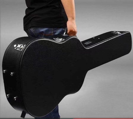 Skrzynia transportowa na gitarę klasyczną ze sklejki z wyściełanym uchwytem do przenoszenia